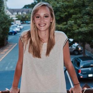 Meet your Posher, Kaitlin